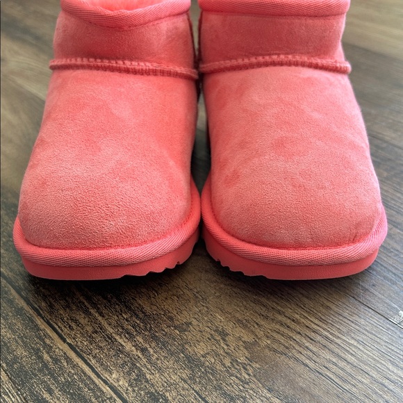 UGG Classic Ultra Mini pink bloom Boots - Picture 5 of 9